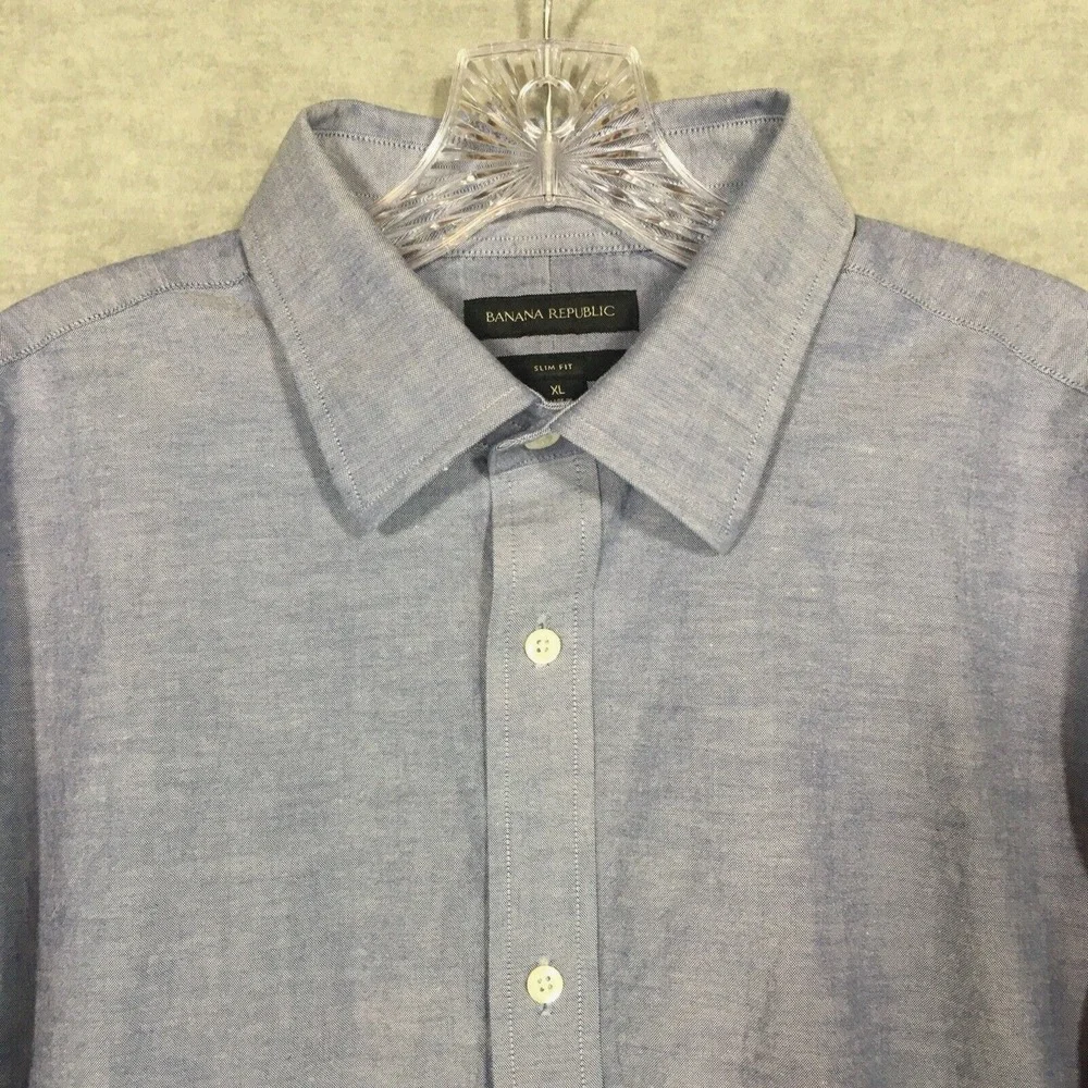 Banana Republic XL Slim Fit Dress Shirt Light Blue Cotton Stretch
